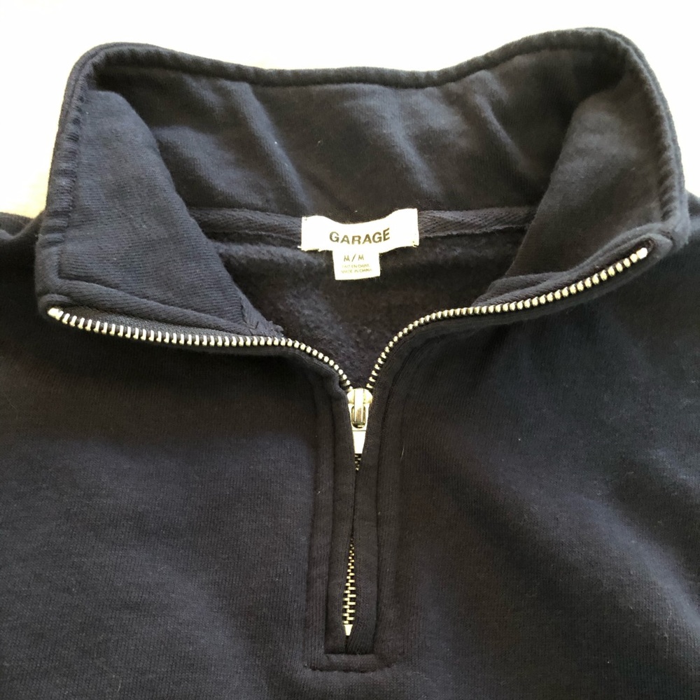 GARAGE Navy Corp half zip sweatshirt sz Me